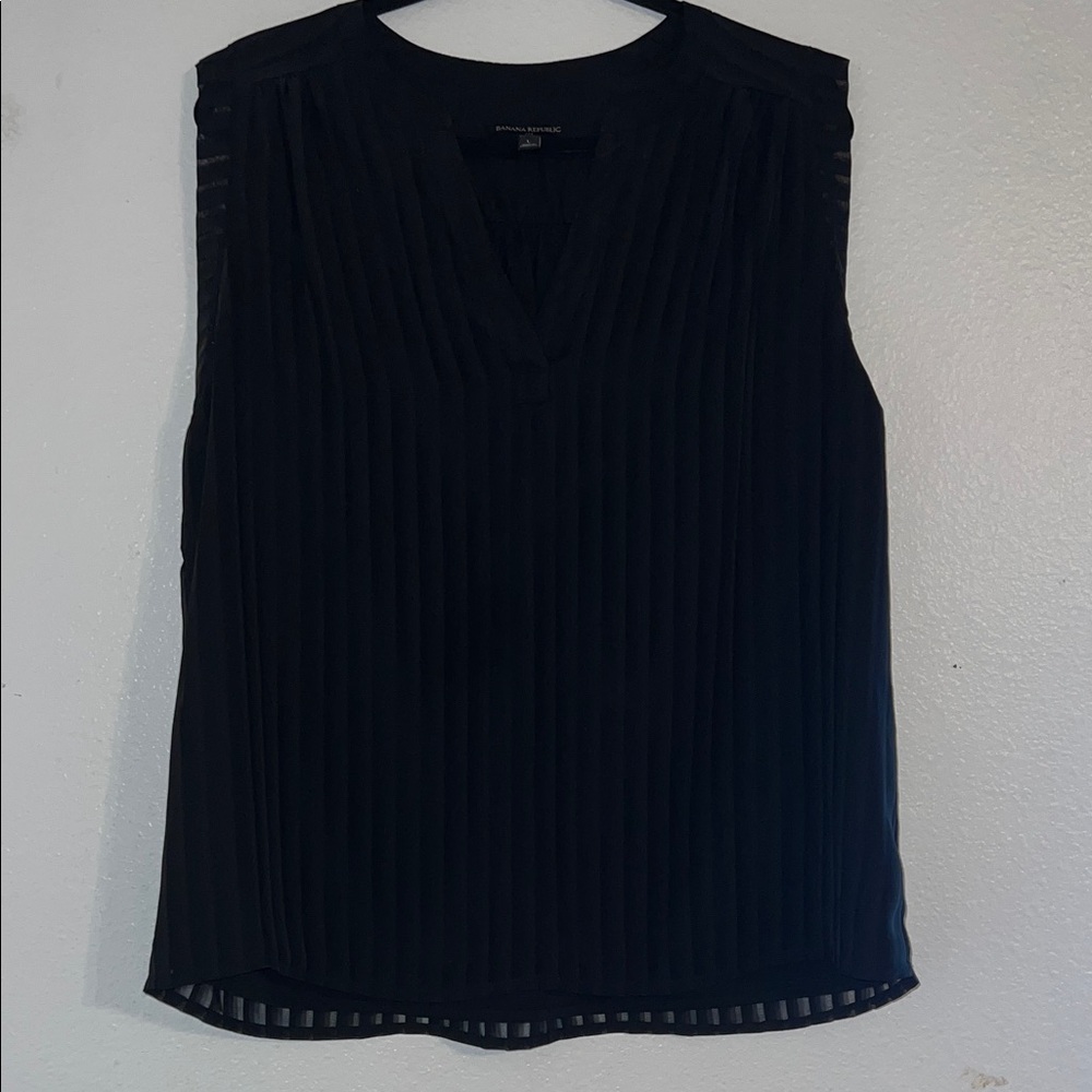 Banana Republic Black Pleated Tank Top